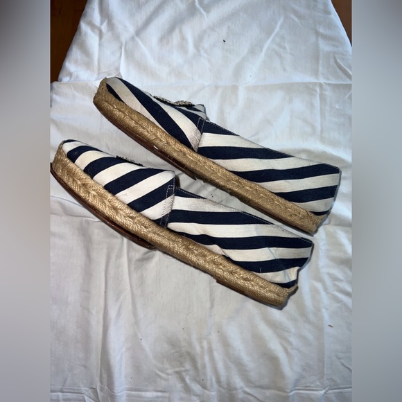 Louboutin espadrilles size 40/9 - Picture 5 of 7